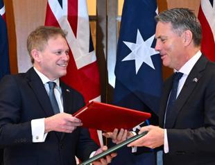 UK and Australia sign new defense pact