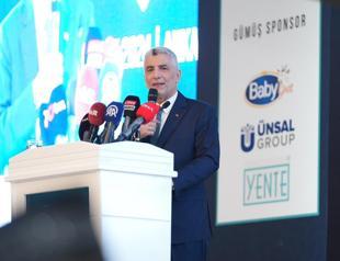 Minister expects lower 12-month current account deficit in February