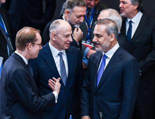 Turkish FM holds talks with counterparts at NATO summit