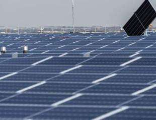 EU probes Chinese-owned solar panel firms