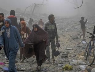 Biden warns Netanyahu of US shift, as domestic pressure mounts