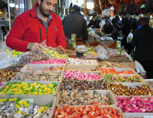 Muslims around the world celebrate Eid al-Fitr holiday