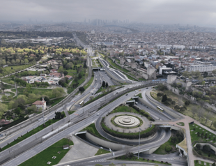 Istanbul becomes ghost town as residents leave for Eid