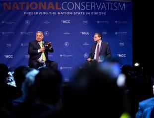 Brussels right-wing meet resumes after court scraps ban