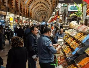 Consumer confidence improves in April