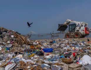 Earth Day: Taking steps to avoid pointless plastic