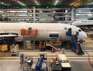 Boeing to give $425 million advance payments to Spirit