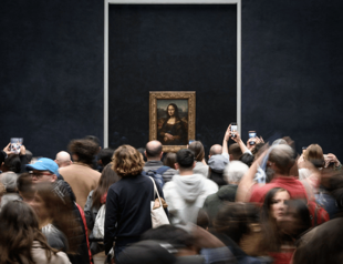 Louvre says Mona Lisa could get a room of her own