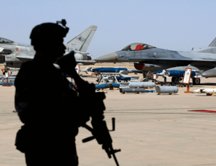 Iraqi troops redeployed to Turkish border after decades