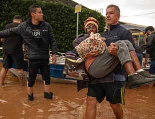 Floods in southern Brazil kill at least 57, force 70,000 from homes