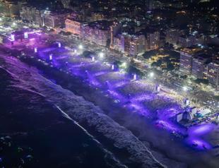 Madonna gives biggest-ever concert on Copacabana beach