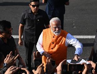PM Modi votes as Indias marathon election heats up
