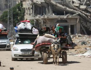 More than 100,000 people have fled Gazas Rafah