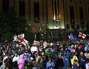 Thousands of Georgians join night-time protest despite warnings