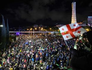 Large protests in Georgia as US warns Kremlin-style law will harm ties