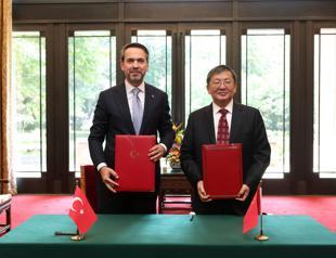 Türkiye, China sign cooperation deal on energy transition
