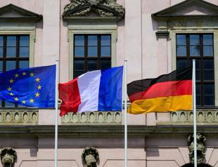 Macron visits Germany to soothe ties