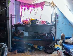 Colombia will not shut key migrant crossing to Panama: foreign minister