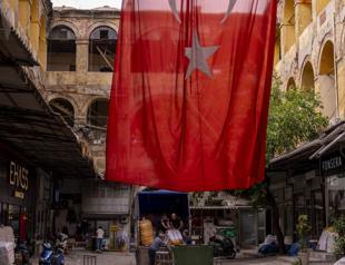 Capacity utilization, business confidence decline in May