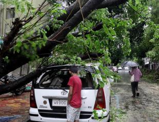 Deadly Bangaldesh cyclone one of longest seen