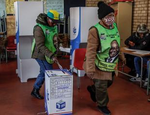 South Africans vote with ANC rule in balance