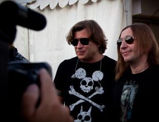 Dissident Russian rockers get Moldova citizenship