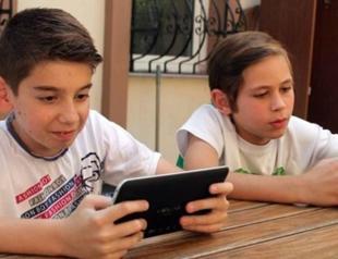 Turkish kids spend over two hours a day on screens: Study