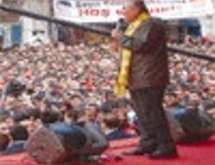 Election rhetoric gets nastier as ballot nears