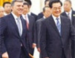 Local firms expect much from China trip