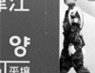 N Korea retreats into shell