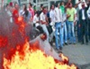 Protests, violence follow Iran vote