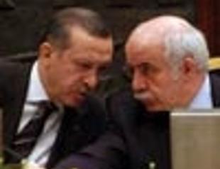 It’s the economy, analysts declare