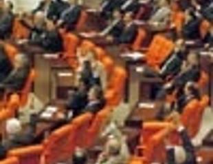 Turkey passes controversial bill to clear mines on Syrian border