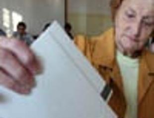 Right wins in Bulgaria, slams Turkish ’prying’