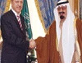 Turkey hopes to lure in Gulf funds for liquidity