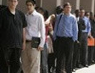 New US jobless claims higher than expected at 669,000 in week