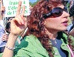 Defiance continues in Iran