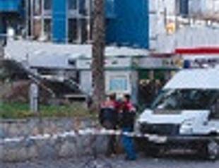 Mayor detained days after he quits politics