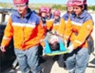 Izmir fights fire with fiery women