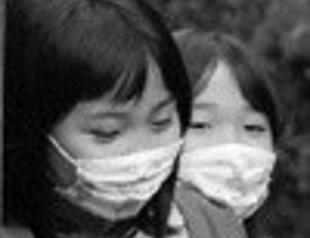 Flu vaccine ready for test amid panic