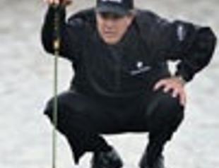 Mickelson eyes victory