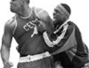 Boston beats Orlando on Glen Davis buzzer-beater