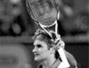 Federer off to last eight