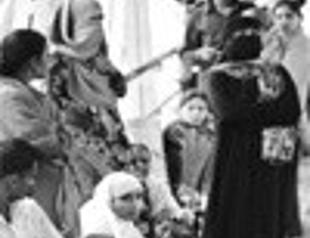 Cyclone toll rises in India, Bangladesh