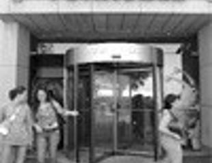 Turkcell defies current with high expectations