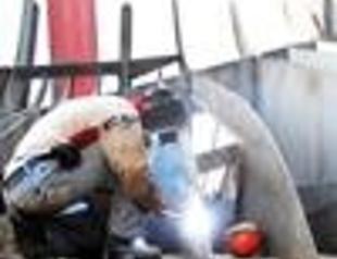 Berlin shrugs off crisis