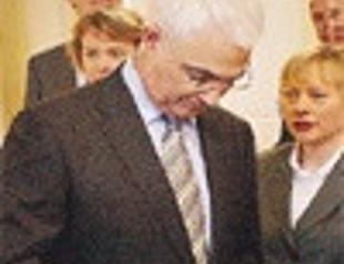 Britain’s financial bailout reaches $2 trillion