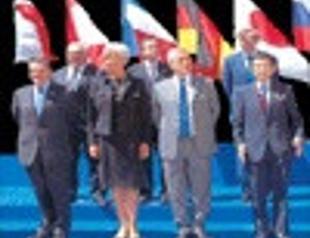 G8 ministers ponder how to unwind policy