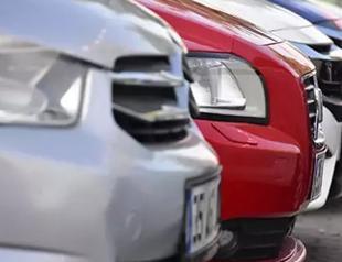 Auto sales plunge 10 percent in May to 100,300 units