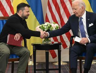 Zelensky urges West to do more for a fair peace after D-Day